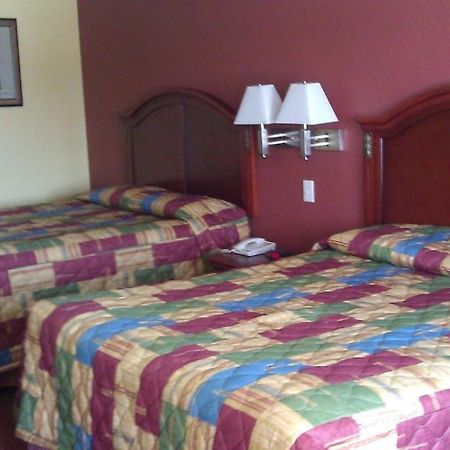 Scottish Inns Suites East Sam Houston Pkwy North Channelview Room photo